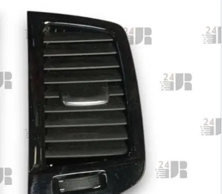 Volvo XC90 Dash center air vent grill 32277963