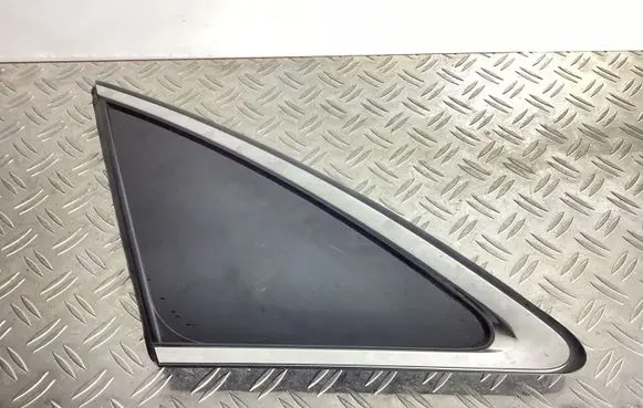 Infiniti FX Rear vent window glass 43R00070