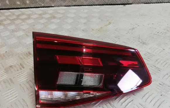Volkswagen PASSAT B8 Tailgate rear/tail lights 3G9945093H F03747000A