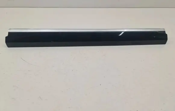 Porsche Cayenne (92A) Dashboard glove box trim 7P5857222 7P5857222P