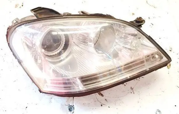 Mercedes-Benz ML W164 Headlight/headlamp 263348 a0038205826