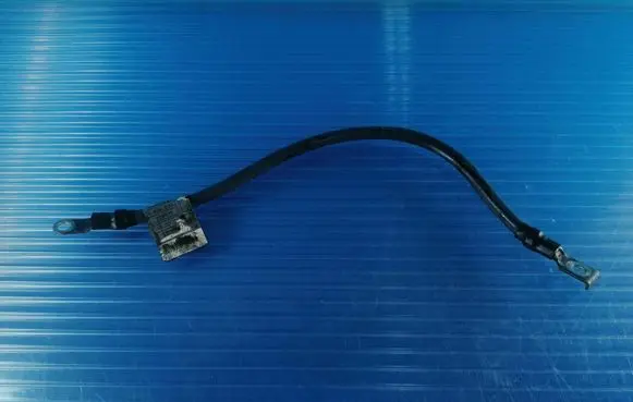 BMW X3 E83 Positive cable (battery) 3404535 EZ847S