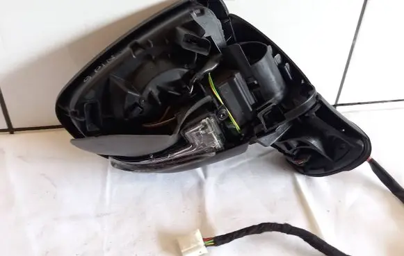 Nissan Micra K14 Front door electric wing mirror