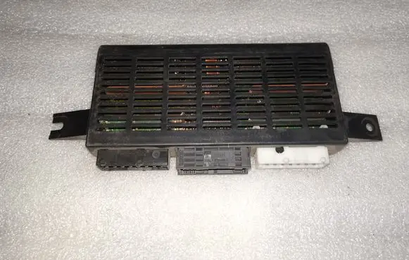 BMW 5 E39 Light module LCM 61356908468 6908468