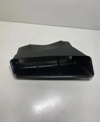 Audi A6 S6 C5 4B Air intake duct part 4B0129617D