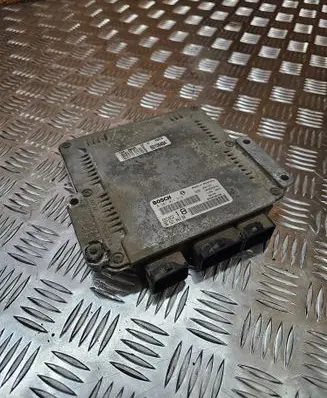 Peugeot 607 Engine control unit/module 0281011516 9652184280 9640938180