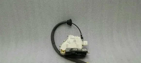 Audi A3 S3 8V Rear door lock 8X2837016B