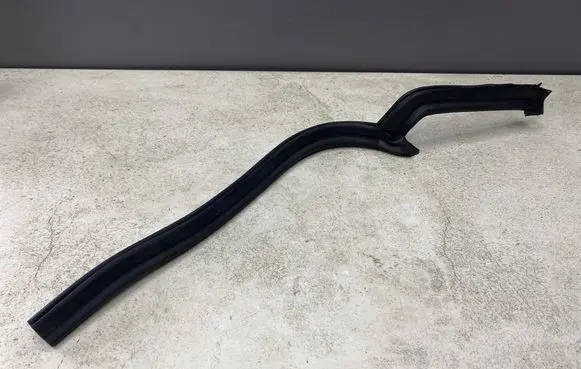 BMW 3 E46 Engine compartment rubber 8208507
