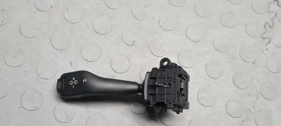 BMW 3 E46 Indicator stalk 8363668 01104010