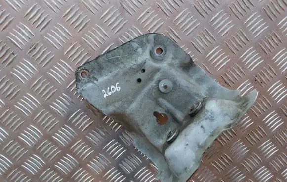 Chevrolet Captiva Other engine bay part