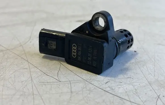 Audi A5 Air pressure sensor 06K906051E