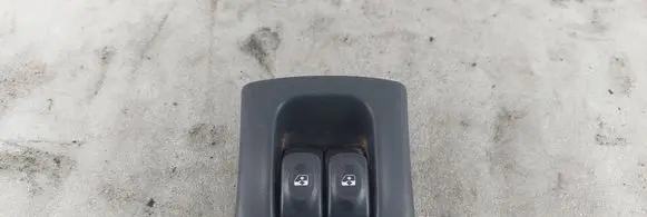 Renault Megane I Electric window control switch 7700841069BAD