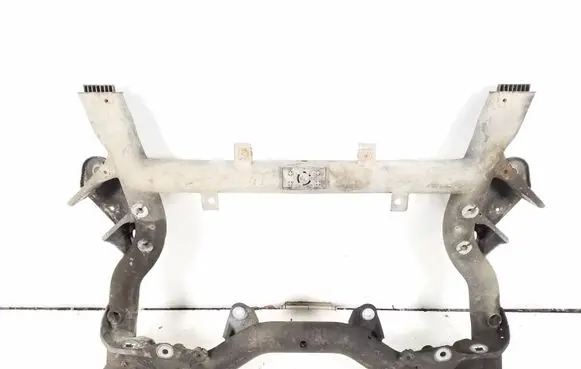 Mercedes-Benz E C207 W207 Front subframe A2046280757 A2046280957 A2046281057