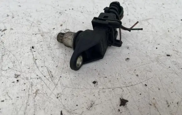 Renault Laguna II Camshaft position sensor 8200038472