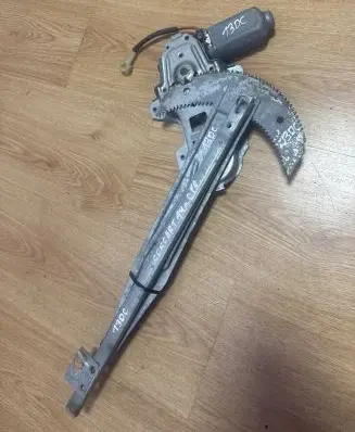 Honda Concerto Front door window regulator with motor