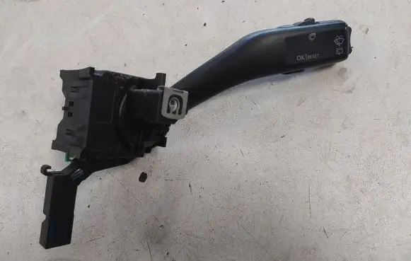 Volkswagen Touran I Wiper control stalk 1K0953519A