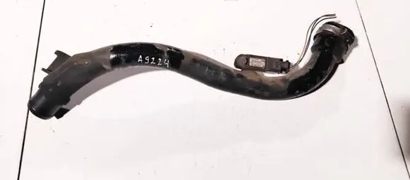 Nissan Note (E11) Intercooler hose/pipe 8200168253 0281002566