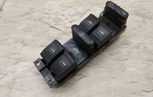 Volkswagen Golf IV Electric window control switch 1J4959857