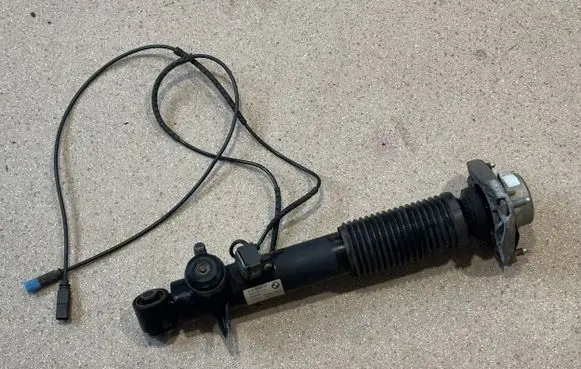 BMW X5 F15 Rear shock absorber/damper 6875087 6875165