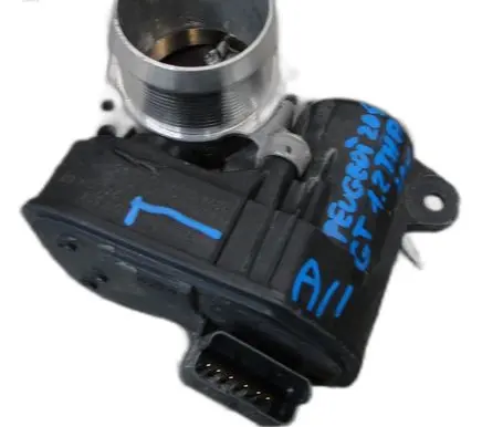 Peugeot 208 II Throttle valve