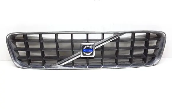Volvo XC90 Front bumper upper radiator grill 8620641 08620587