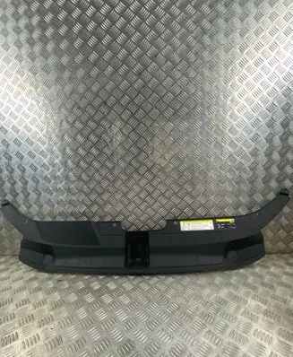 Radiator trim