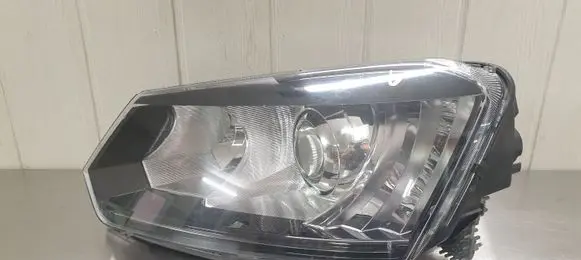 Skoda Yeti (5L) Headlight/headlamp 5L1941015C
