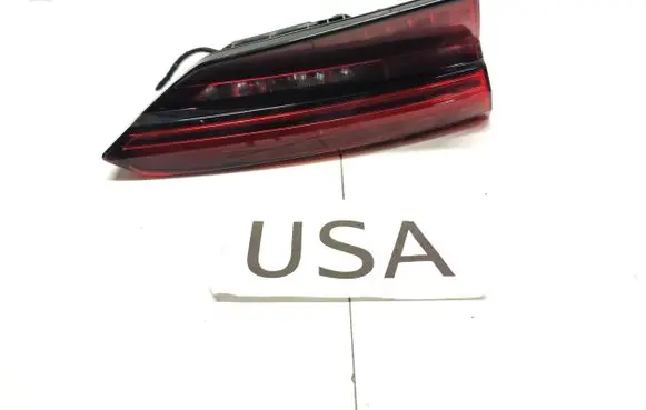 Audi A5 Tailgate rear/tail lights 8W6945093F 636533 13SSSL