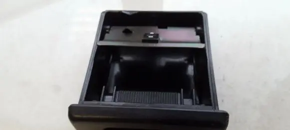 Nissan X-Trail T30 Car ashtray