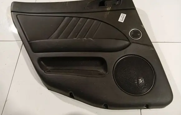 Alfa Romeo 159 Rear door card panel trim