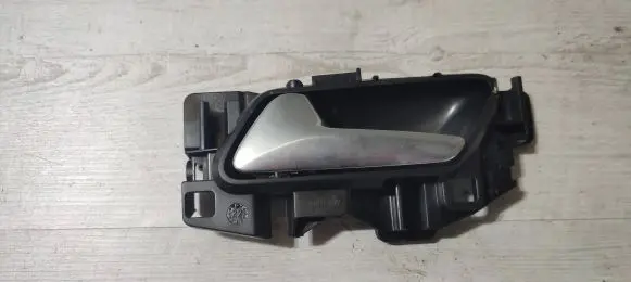 Peugeot 508 II Front door interior handle 98201553