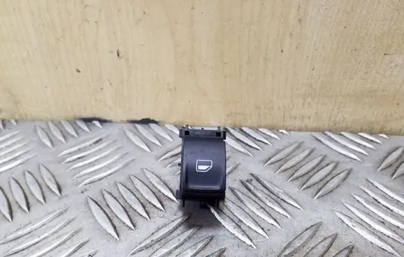 Volkswagen PASSAT B8 Electric window control switch 5G0959855H