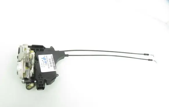 Mitsubishi Lancer VIII Rear door lock