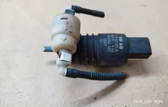 Windscreen/windshield washer pump