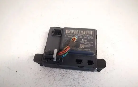 Volkswagen Crafter Door control unit/module a9068204226