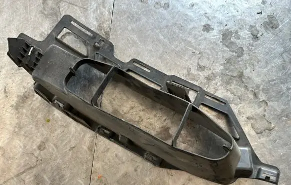Mercedes-Benz GLE W167 Front bumper lower grill A1678859003