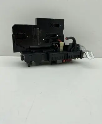 Mercedes-Benz C W204 SAM control unit A2049060205 2049060205 2049019702
