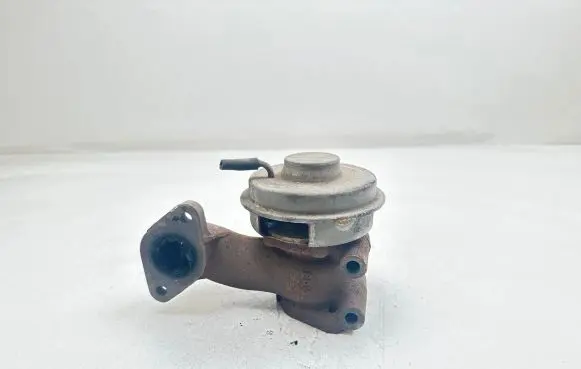 Honda Civic EGR valve 60B70806