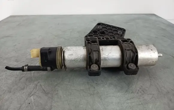 BMW X5 E70 Fuel filter heater 8572519