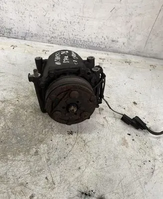 Mitsubishi Space Star Air conditioning (A/C) compressor (pump)