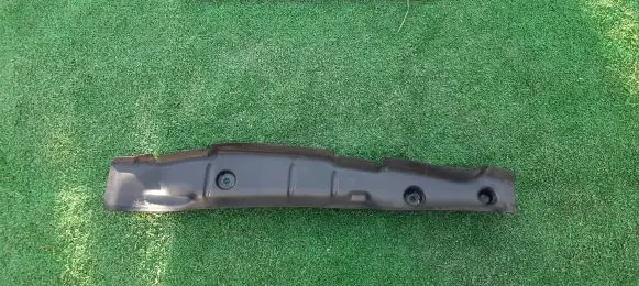 Audi A5 Fender foam support/seal 8W6821112