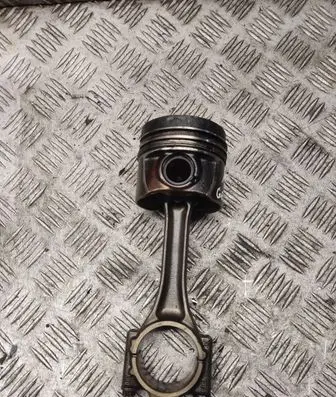 Volkswagen Golf VI Piston with connecting rod