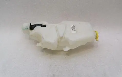 Dodge RAM 1500 DS Windshield washer fluid reservoir/tank 68291572AE
