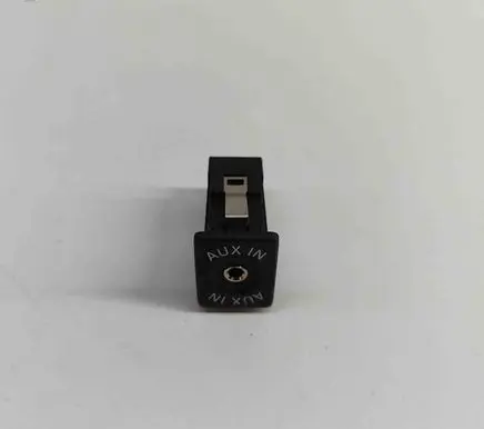 Volkswagen Sharan AUX in-socket connector 5M0035724