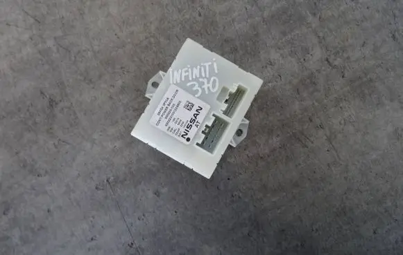 Infiniti FX Central body control module 284G4 3FY0A