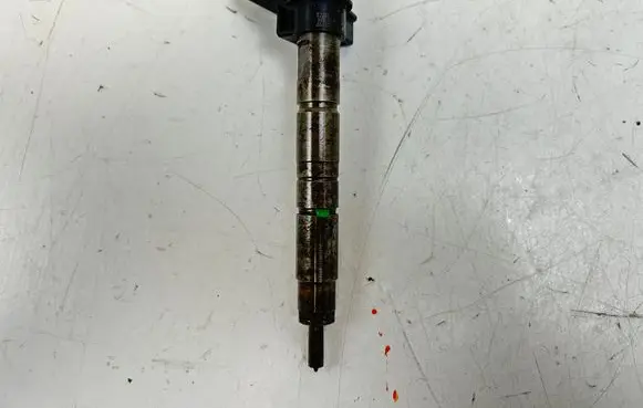 BMW X5 E70 Fuel injector 7805430