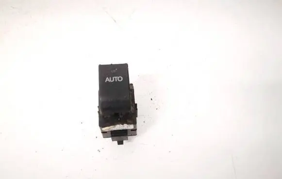 Toyota Corolla E120 E130 Electric window control switch 8481002041