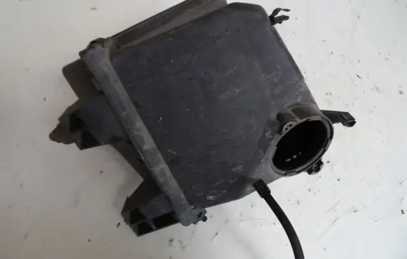 Audi A6 S6 C5 4B Air filter 