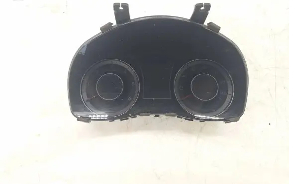 Hyundai i40 Speedometer (instrument cluster) 9400337046 11002752210H
