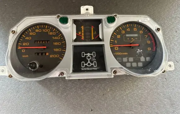 Speedometer (instrument cluster)